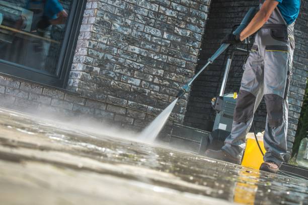 Best Gas Station Cleaning  in Oostburg, WI